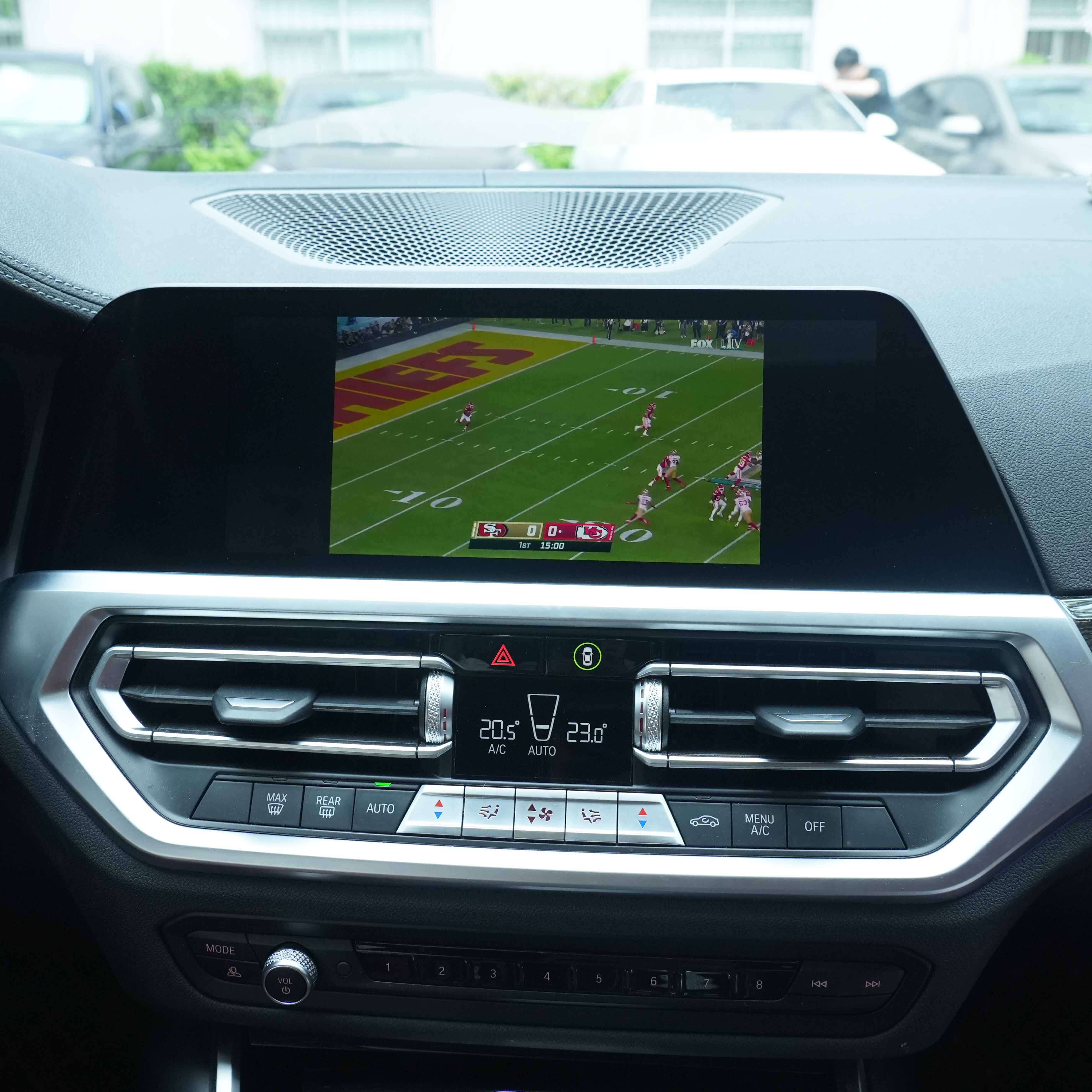 OttoAibox i3 – صندوق CarPlay ذكي لسيارات BMW